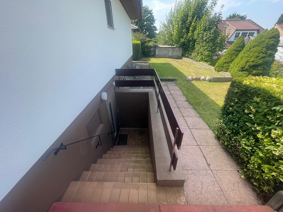 Zugang zum Keller Zugang zum Keller - Objekt 9809