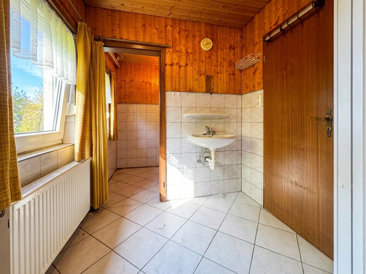 Badezimmer mit Zugang HWR Badezimmer mit Zugang HWR - Objekt 9802
