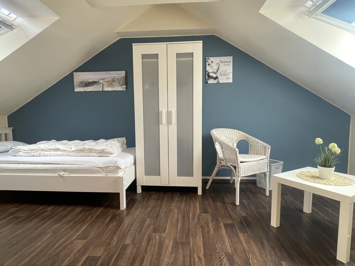 Zimmer 1 Spitzboden Zimmer 1 Spitzboden - Objekt 9851